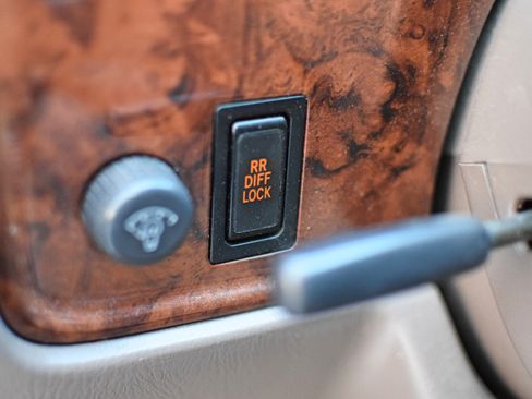 Used 1999 Toyota 4Runner Limited image 23