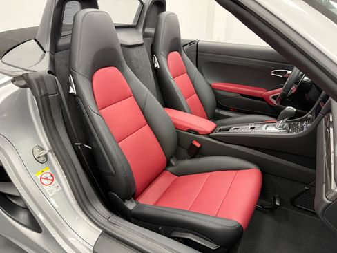 Used 2025 Porsche 718 Boxster S image 27