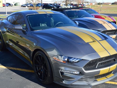 Used 2022 Ford Mustang Premium image 1