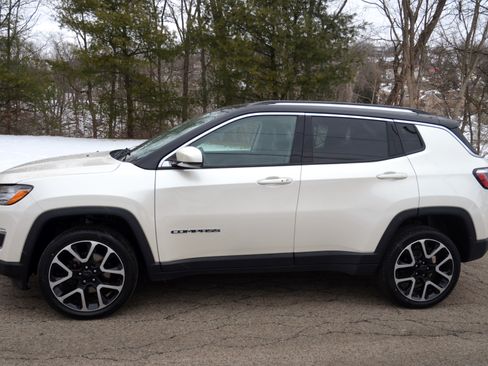 Used 2018 Jeep Compass Limited image 1