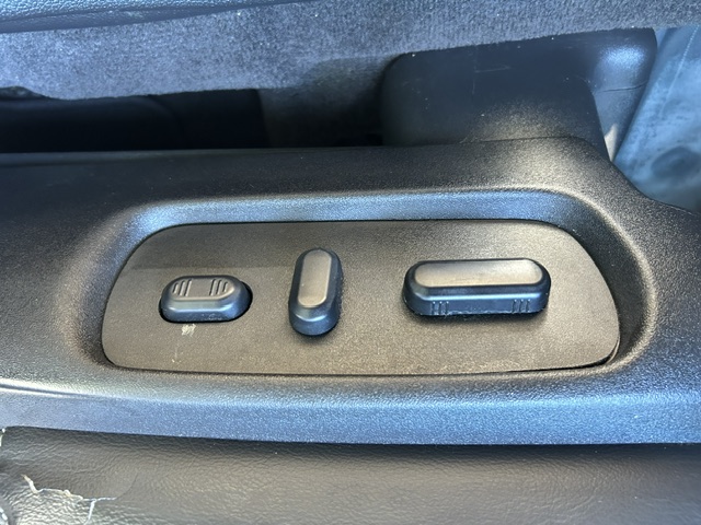 Used 2015 Ford Explorer 4WD Sport image 25