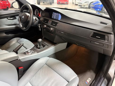 Used 2009 BMW M3 RWD image 18