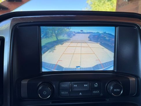 Used 2018 Chevrolet Silverado 2500 4x4 Crew Cab LT image 13