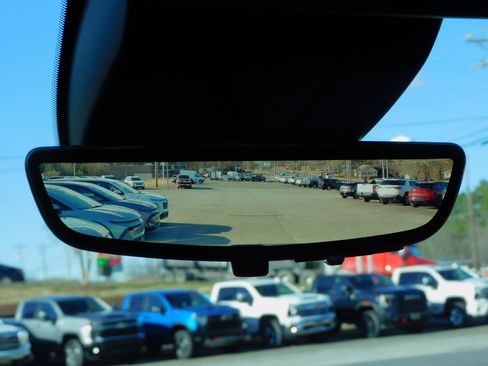 Used 2024 Chevrolet Silverado 3500 LTZ image 8