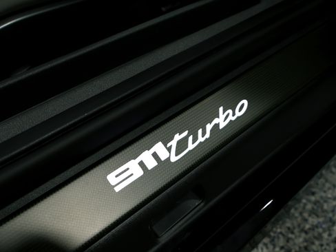 Used 2022 Porsche 911 Turbo image 31