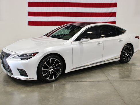 Used 2023 Lexus LS 500 w/ Luxury Package RWD image 1