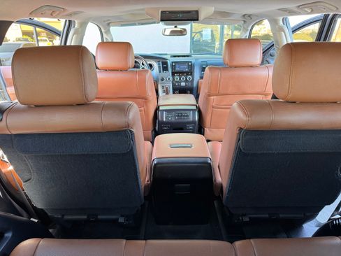 Used 2015 Toyota Sequoia Platinum image 21