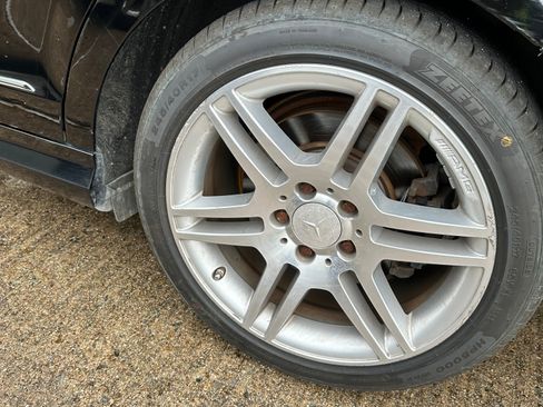 Used 2010 Mercedes-Benz C 350 Sport image 6