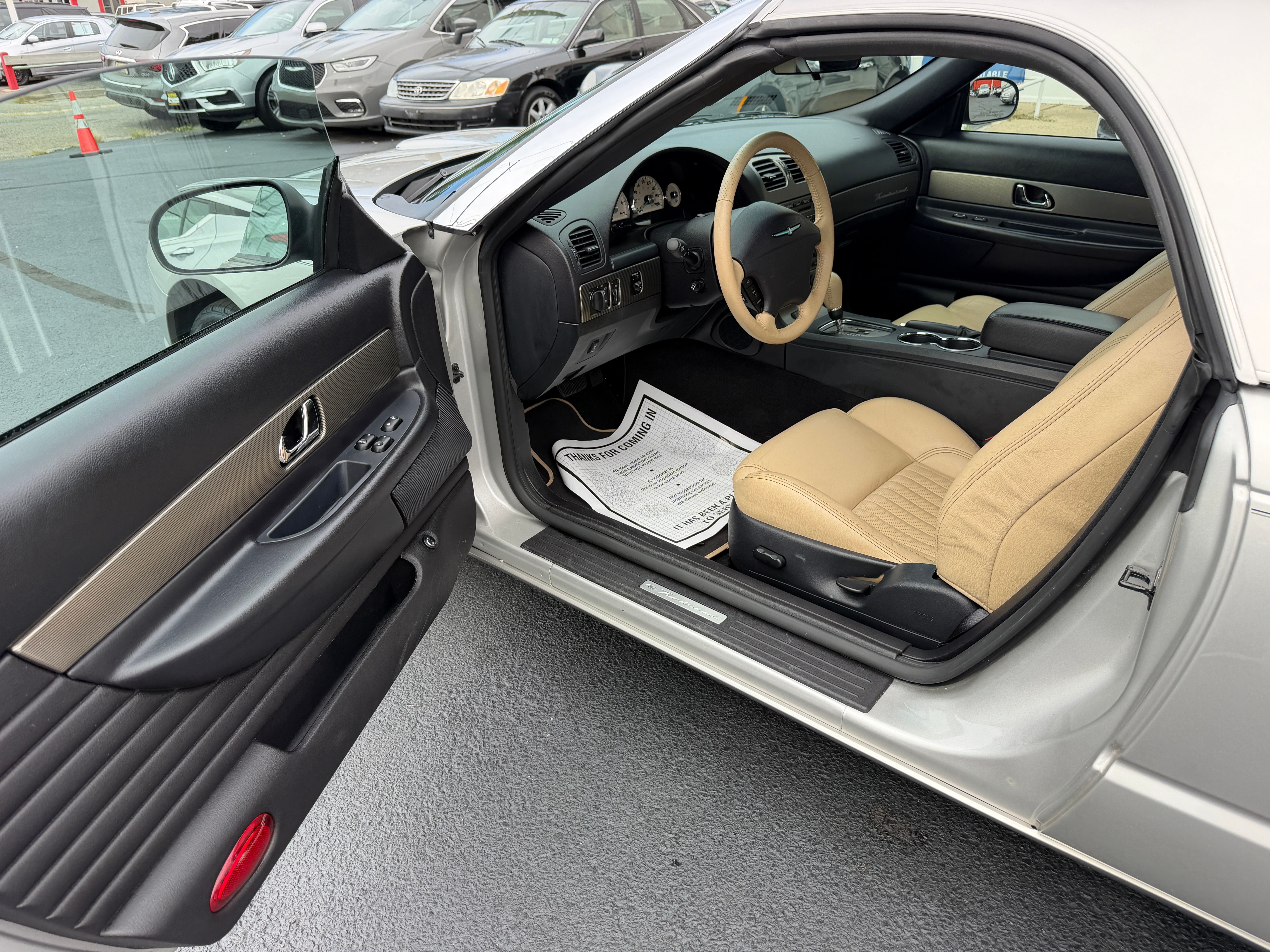 Used 2004 Ford Thunderbird UNAVAIL RWD image 3