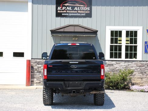 Used 2022 Ford F250 4x4 Crew Cab Lariat Super Duty image 8
