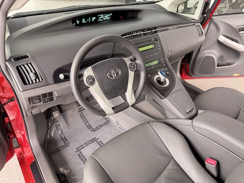 Used 2011 Toyota Prius Two image 7