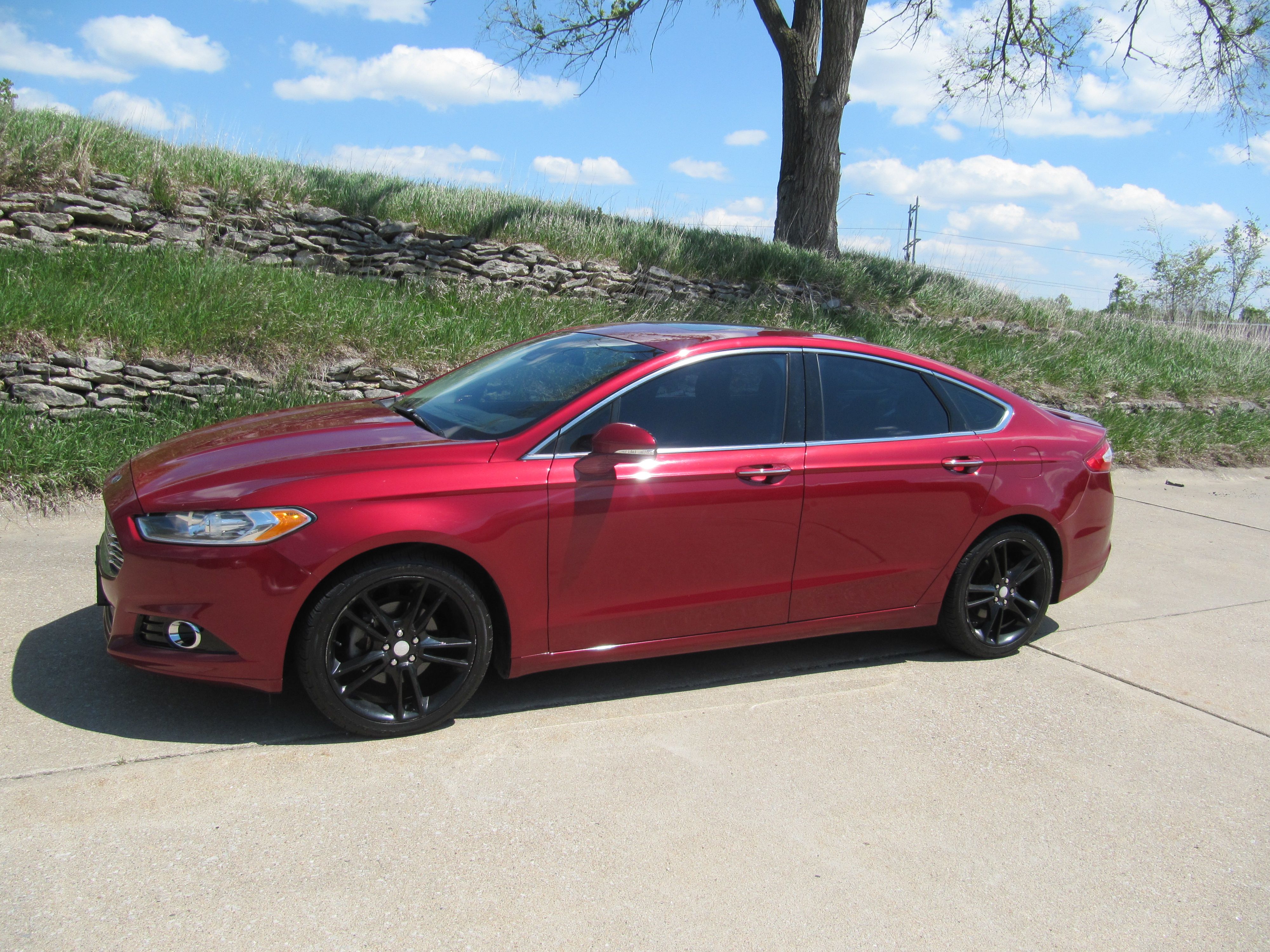 Used 2015 Ford Fusion Titanium AWD image 1