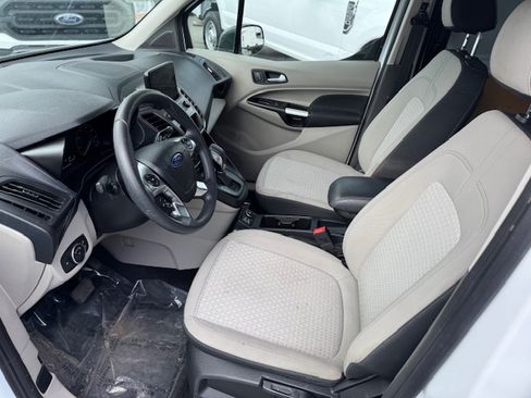 Used 2019 Ford Transit Connect XLT image 8