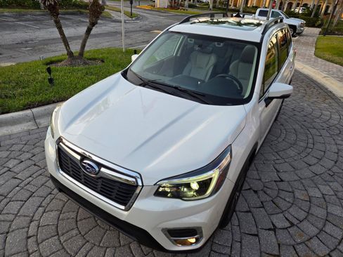 Used 2021 Subaru Forester Limited image 7