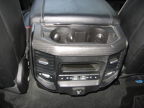 Used 2023 RAM 1500 Limited image 8