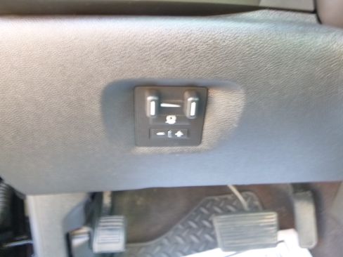 Used 2014 Chevrolet Silverado 2500 LT image 18