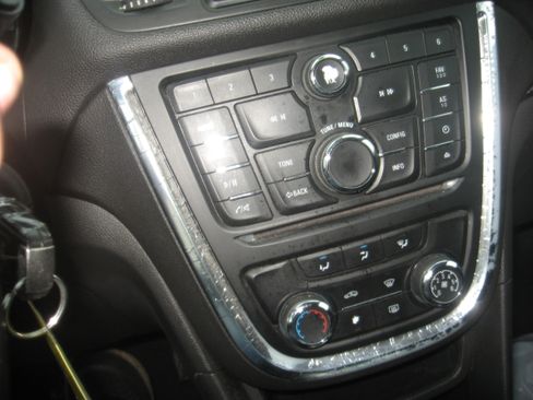 Used 2015 Buick Encore Convenience image 12