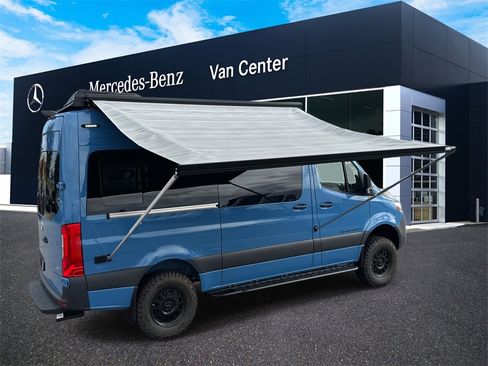 New 2025 Mercedes-Benz Sprinter 2500 image 3