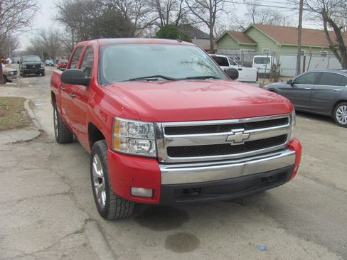 Used 2008 Chevrolet Silverado 1500 image 2