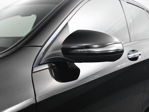 Used 2021 Mercedes-Benz GLC 300 image 11