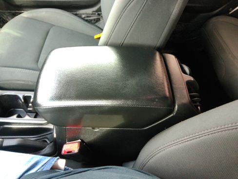 Used 2018 Jeep Wrangler Unlimited Sport image 63