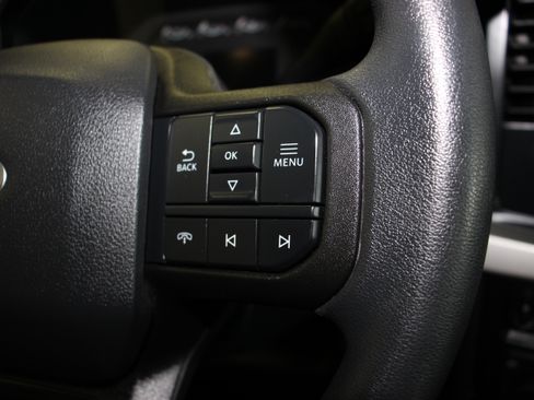 Used 2024 Ford F350 4x4 Crew Cab DRW Super Duty image 32