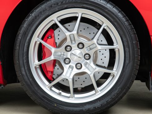 Used 2005 Ford GT UNAVAIL RWD image 62