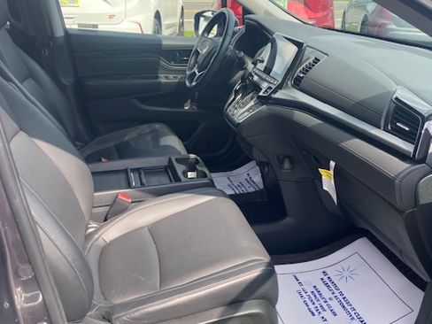 Used 2024 Honda Odyssey Touring image 16