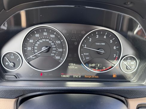 Used 2013 BMW 328i xDrive AWD/4WD image 26