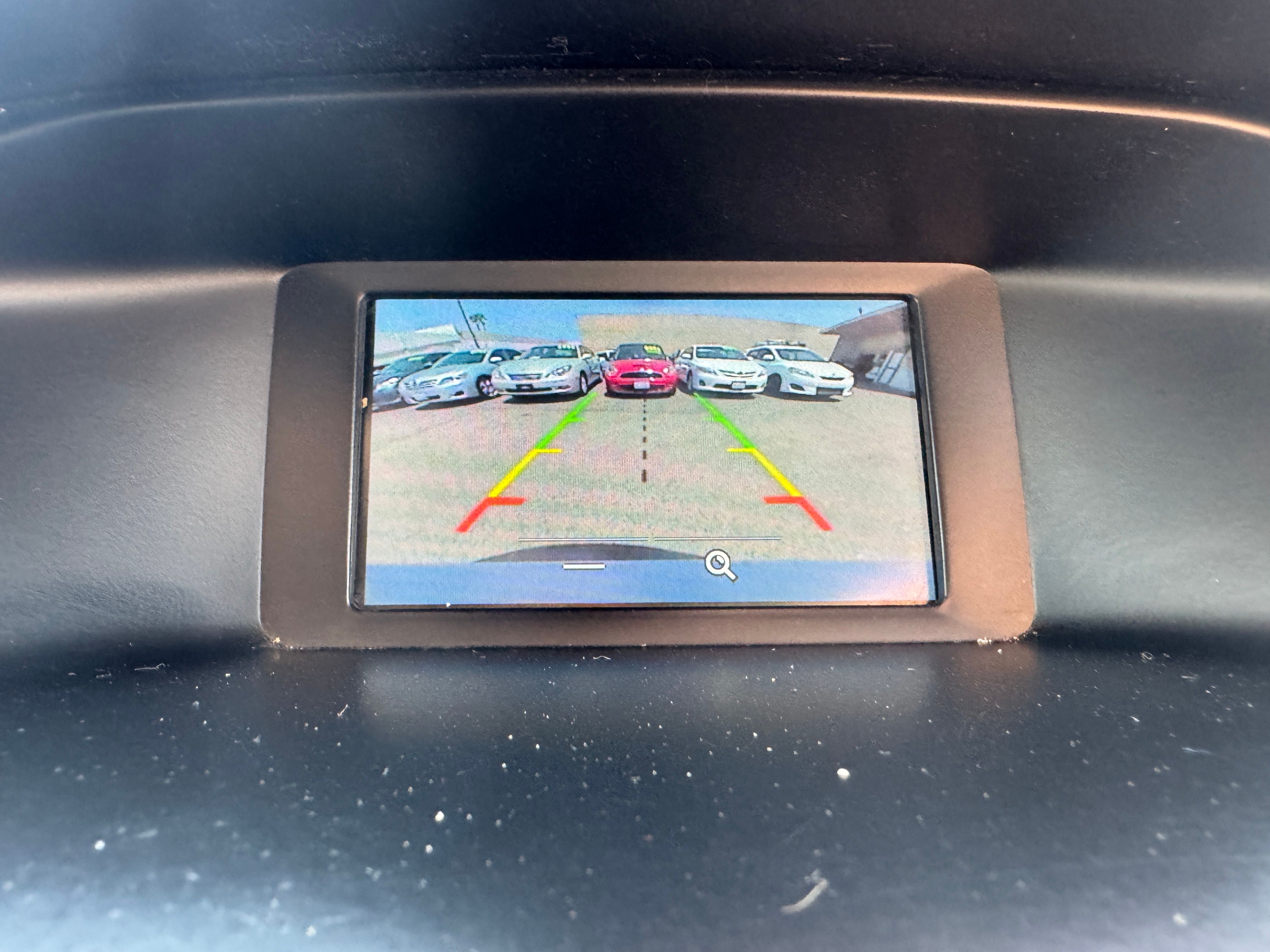Used 2018 Ford Focus SE Sedan FWD image 23