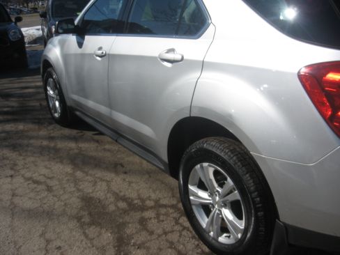 Used 2015 Chevrolet Equinox LS image 6