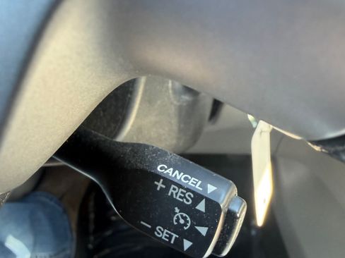 Used 2012 Toyota Corolla LE image 15