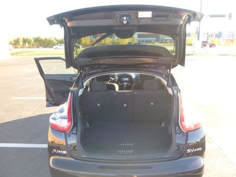 Used 2016 Nissan Juke SV AWD/4WD image 19
