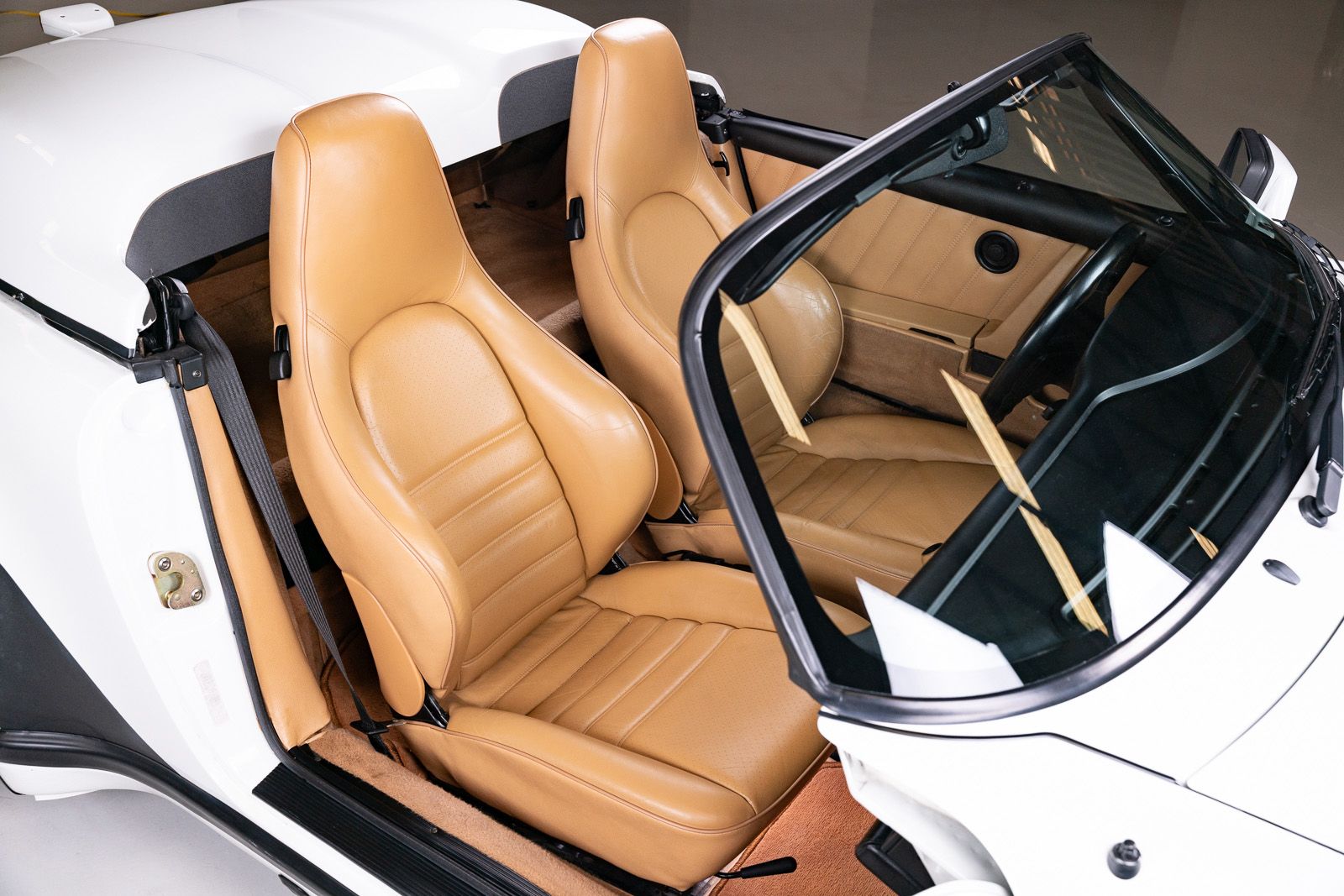 Used 1989 Porsche 911 Speedster RWD image 74