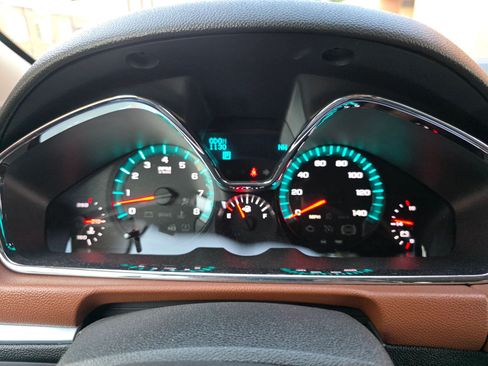 Used 2017 Chevrolet Traverse LT image 21