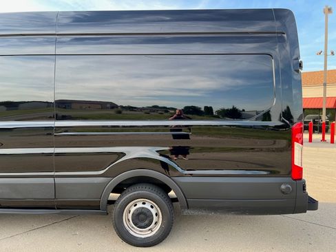 Used 2020 Ford Transit 250 148 High Roof Extended RWD image 10