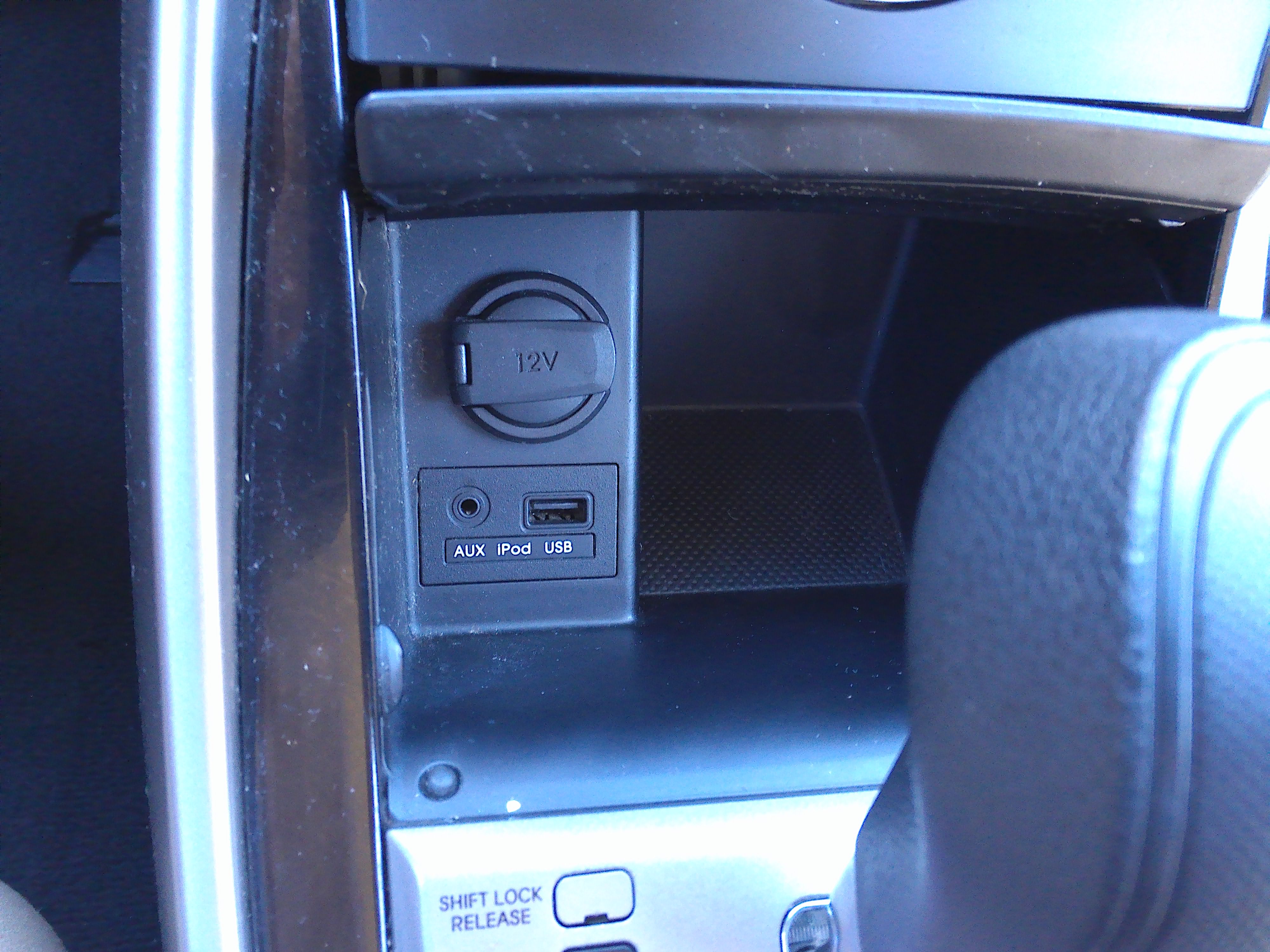 Used 2013 Hyundai Elantra GLS FWD image 19