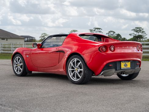 Used 2005 Lotus Elise image 9