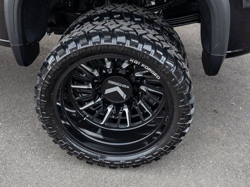 Used 2026 GMC Sierra 3500 Denali Ultimate image 23