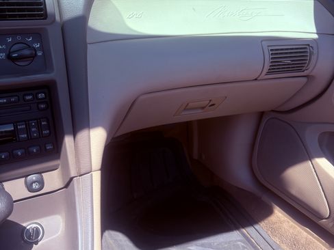 Used 2002 Ford Mustang GT Deluxe image 15