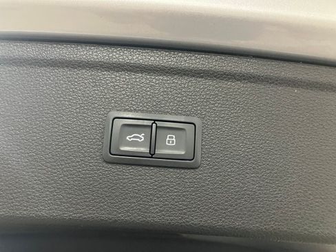 Used 2018 Audi Q5 2.0T Premium Plus image 25