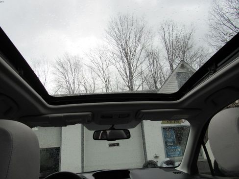 Used 2014 Subaru Forester 2.5i Premium image 16