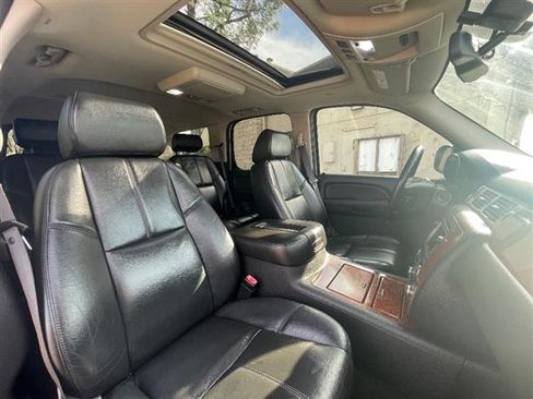 Used 2007 Chevrolet Tahoe LTZ image 18