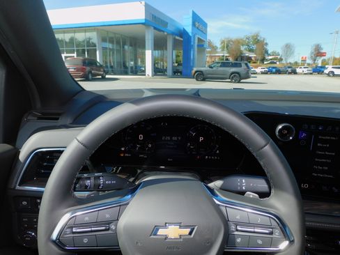 New 2026 Chevrolet Tahoe Premier image 2