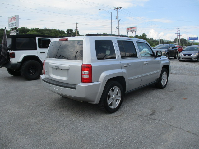 Used 2010 Jeep Patriot 4WD Sport image 6