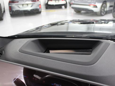 Used 2025 BMW i4 eDrive40 RWD image 32