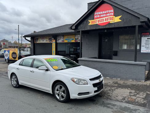 Used 2012 Chevrolet Malibu LT image 2