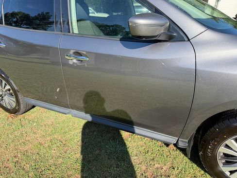 Used 2017 Nissan Pathfinder 4WD image 63