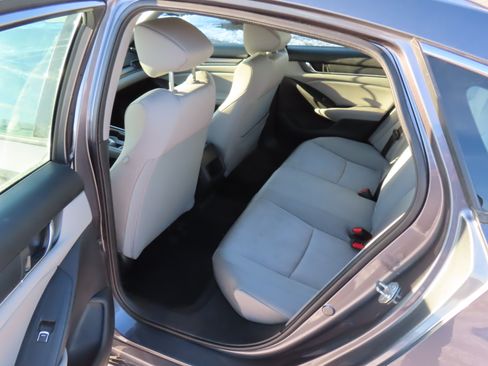 Used 2018 Honda Accord LX image 20