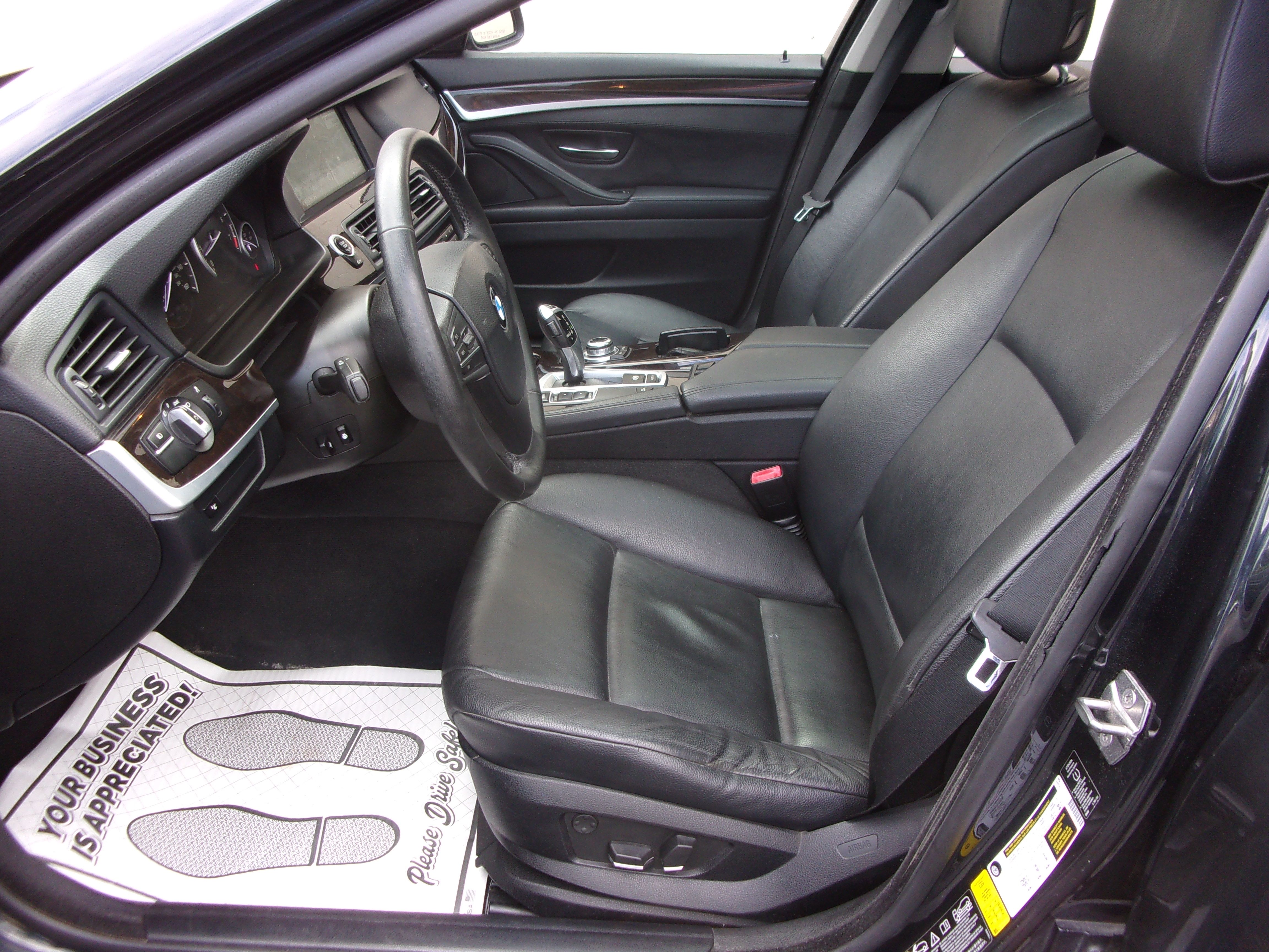 Used 2013 BMW 528i xDrive Sedan AWD/4WD image 8